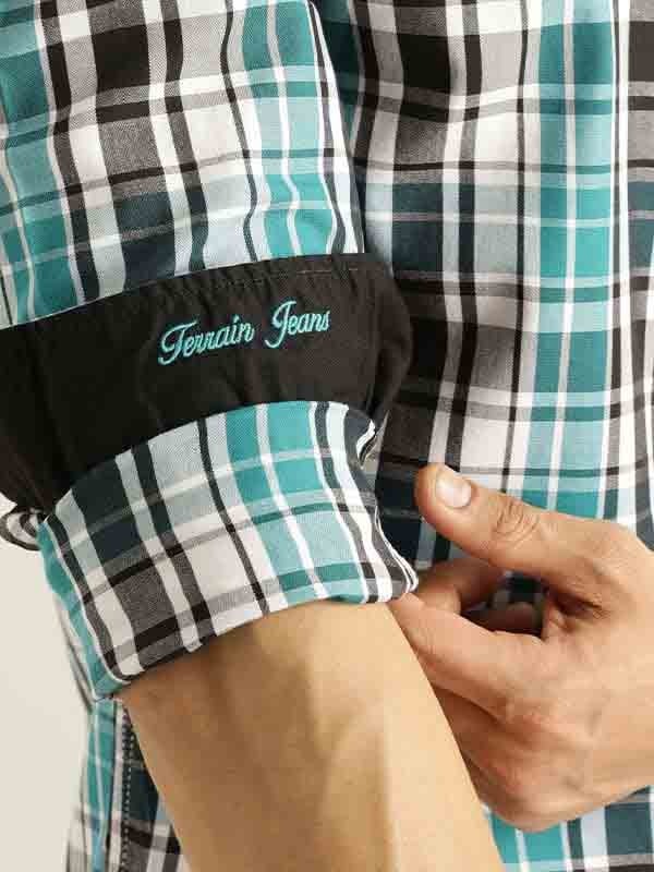 Indian Terrain Men Checkered Green Shirt